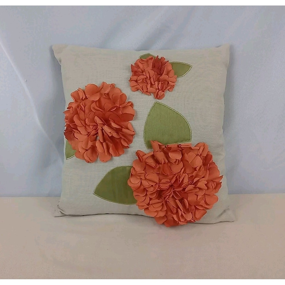 Tho By Mario Lorenz Pillow Floral Pretty‎ Decorative Flower Petal Throw Pillow